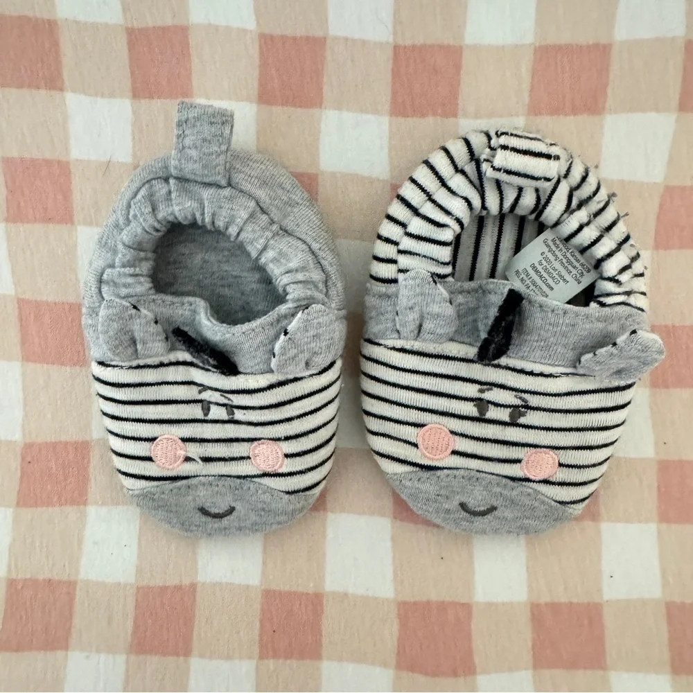 Zebra Demdaco Soft Baby Booties